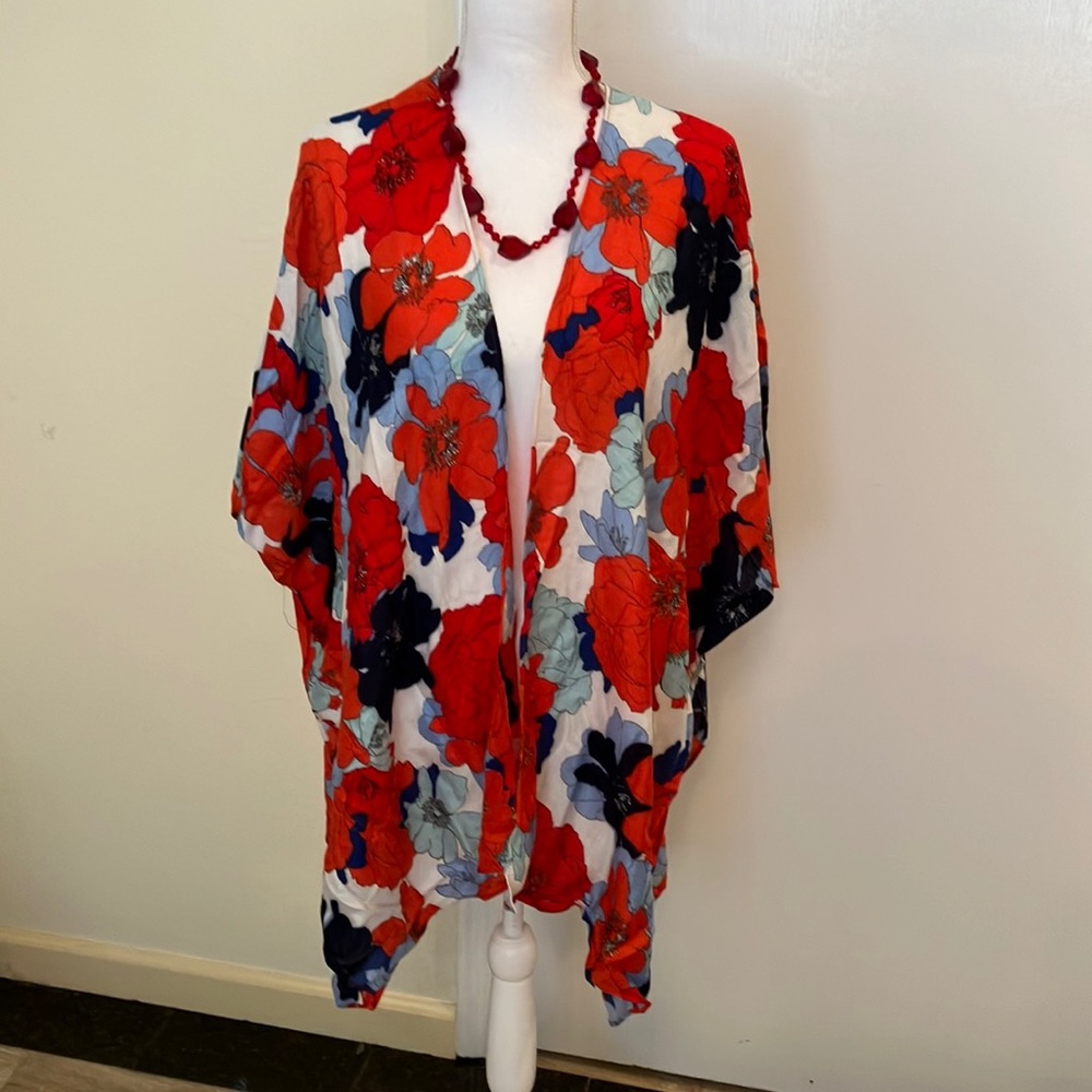 ❤️🤍💙Dressbarn Navy, Red, Blues & White Floral Bathing Suit Cover Up/Shrug O/S